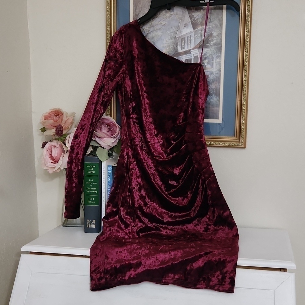 Eliza J Velvet Wine color One Sleeve Dress Date Night Formal Sexy Flirty - Picture 3 of 11